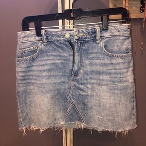 NEW Hollister Mini Frayed Jean Skirt
